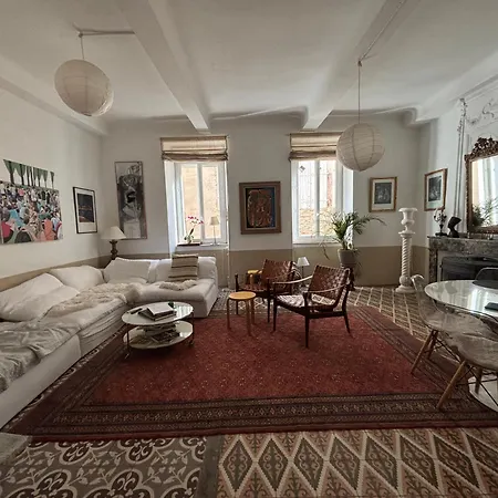 Πανσιόν La Robina Maison Saint-Pons-de-Thomieres